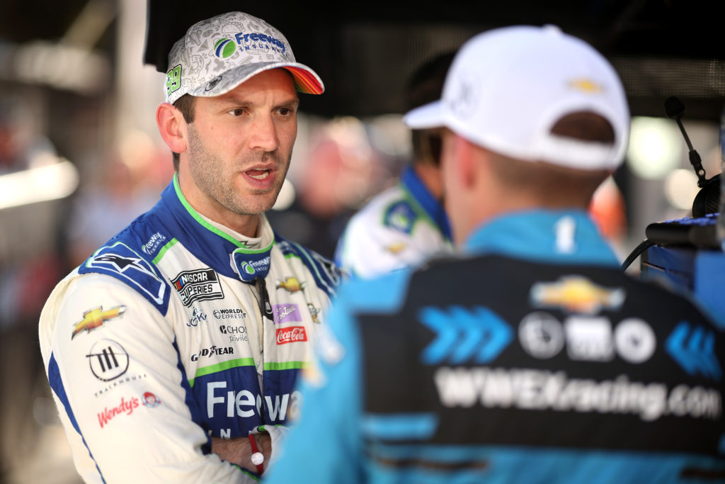 NASCAR Cup Series Bass Pro Shops Night Race - Qualifying