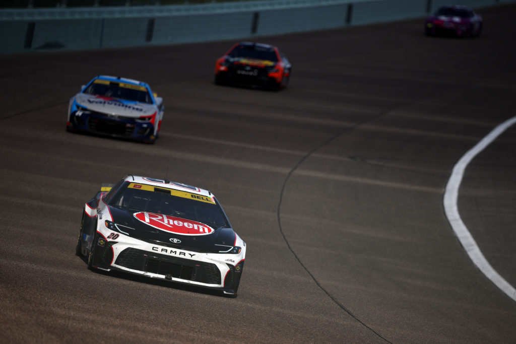 NASCAR Cup Series Straight Talk Wireless 400